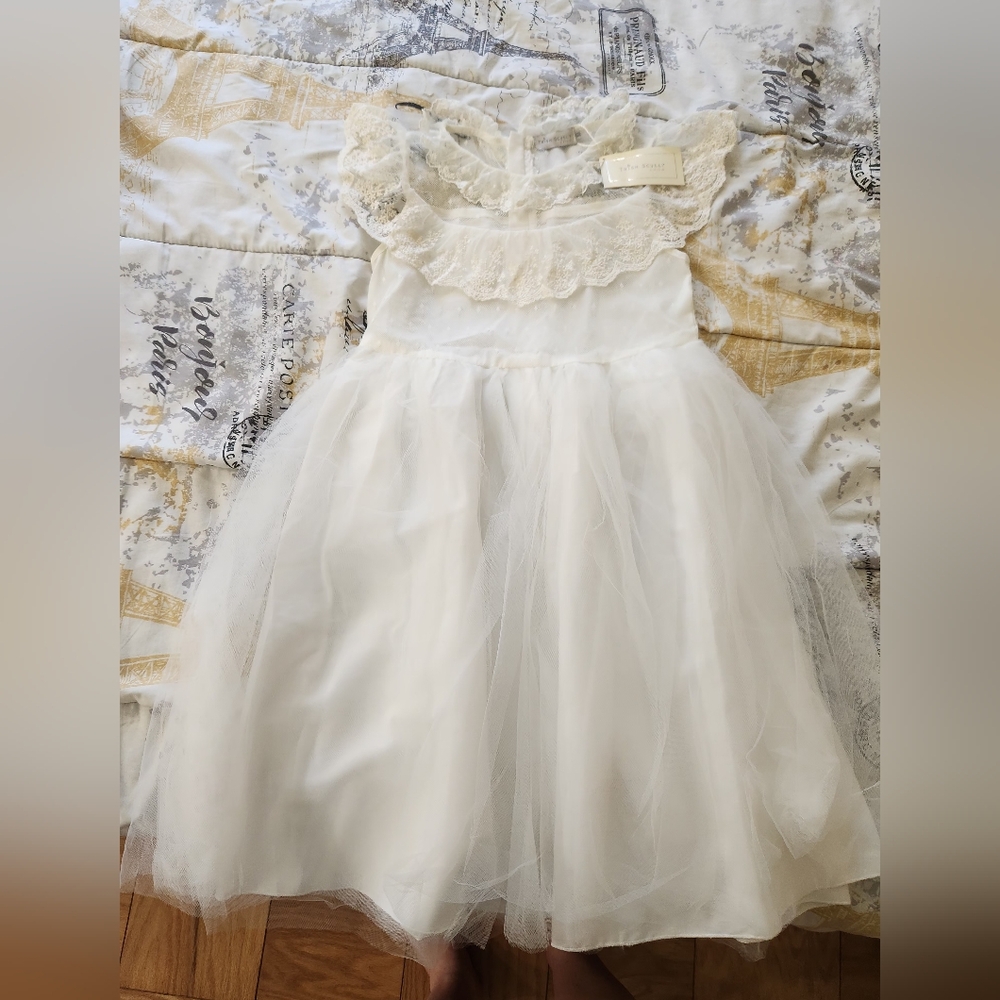 Elegant White Lace Dress Size 10 Girls With Tags